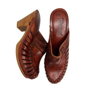 Wooden Vintage 1970s Heels Clogs Size 9